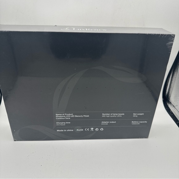 LuxRenew Contour Face 3.0 LED Beauty Mask - Picture 5 of 7